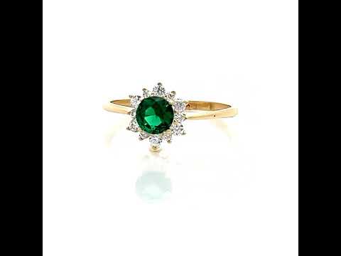 10K Yellow Gold Womens Green White Cubic-Zirconia Flower Fashion Ring