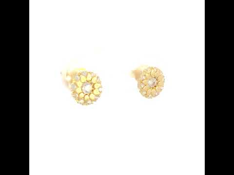 10K Yellow Gold Womens Cubic-Zirconia Flower Fashion Stud Earrings
